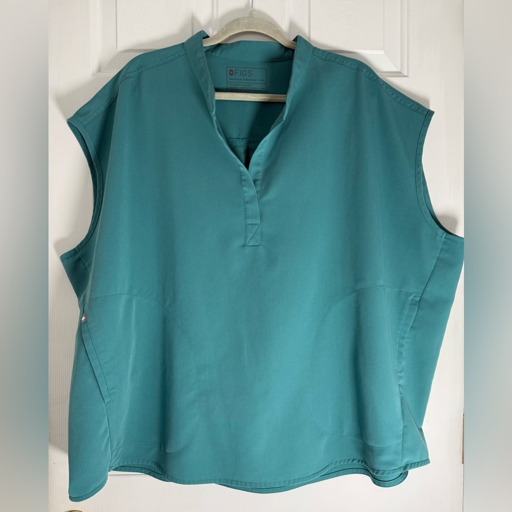 Figs Rafaela 4XL Oversized Scrub Top